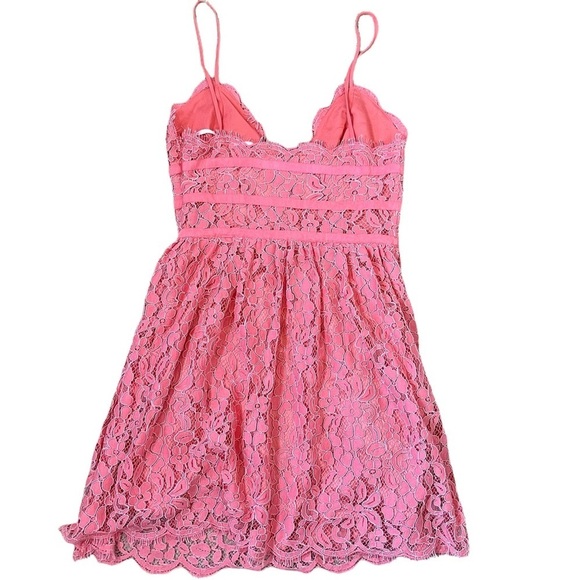NBD REVOLVE Give It Up Romantic Summer Pink Lace Mini Dress Women's XS - Picture 4 of 13